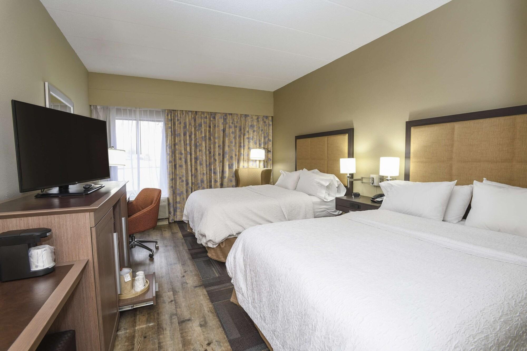 Hampton Cincinnati Hotel 3*